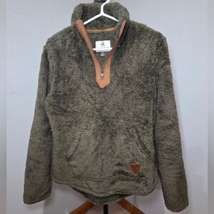 Women's Fuzzy Hide Fleece Pullover. Legendary Whitetails. Medium. Army Green